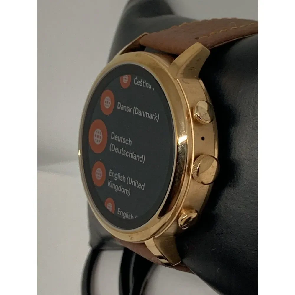Fossil smartwatch gold